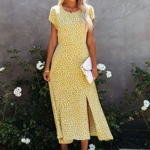 Vici- HOBSON PRINTED SLIT MIDI DRESS - LEMON